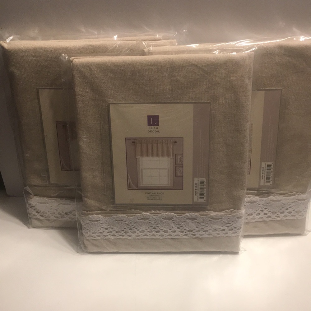 LUSH DECOR SET OF THREE WINDOW VALANCES SIZE 52 x 18 + 2" rod pocket